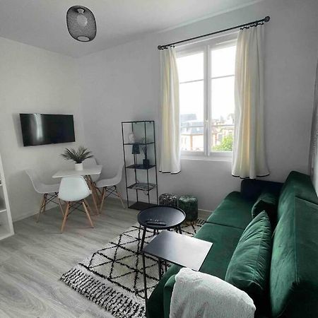 L'Oiseau Bleu Appt 2 Pieces , 150 M De La Plage Apartment Blonville-sur-Mer Bagian luar foto